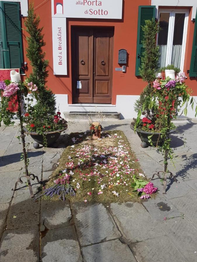 Alla Porta Di Sotto B&B Fivizzano Exterior photo