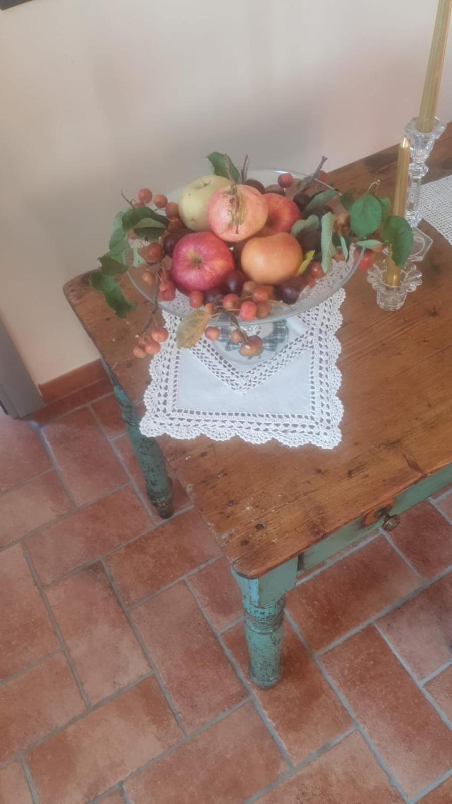 Alla Porta Di Sotto B&B Fivizzano Exterior photo